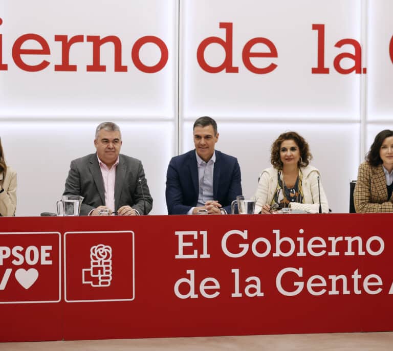 El PSOE deja en manos de Santos Cerdán y María Jesús Montero la dirección de la campaña del 28-M