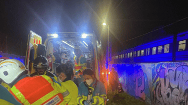 Un joven de 27 años herido grave tras ser golpeado por un tren cerca de la estación central de Fuenlabrada