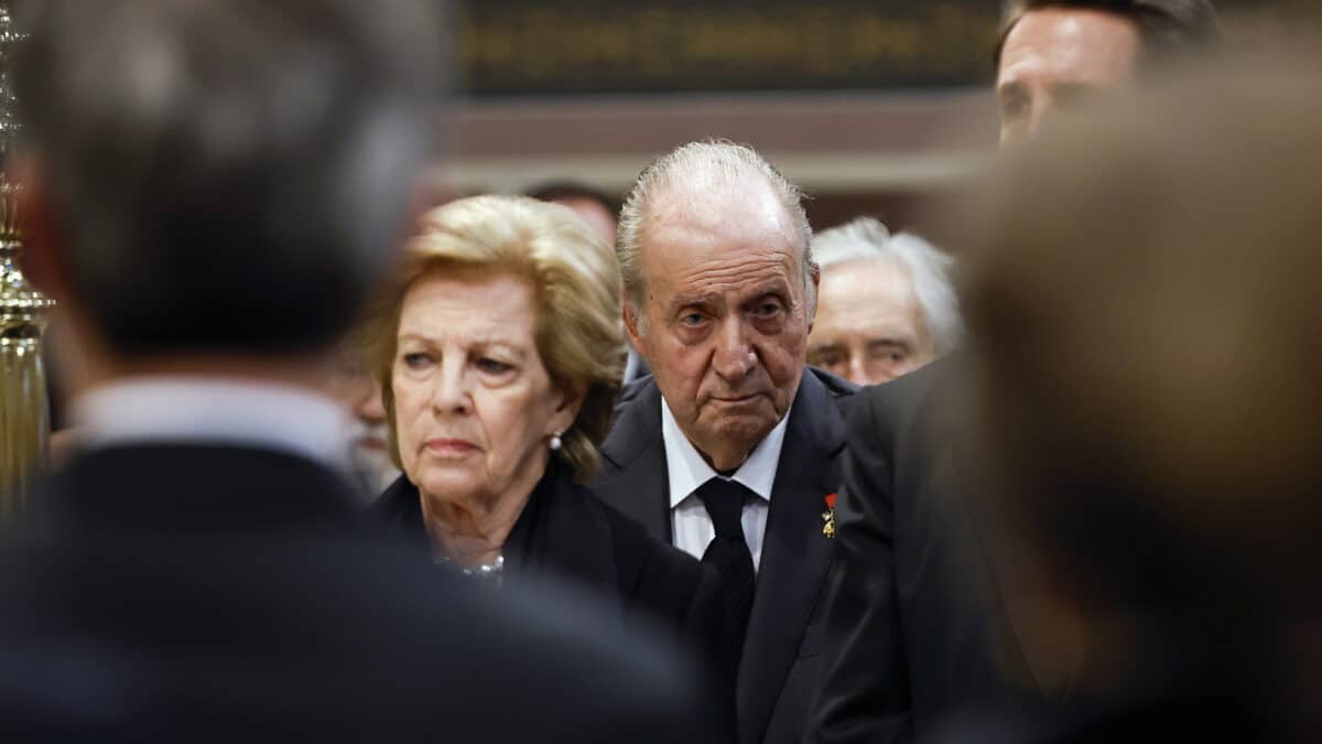 El rey emérito don Juan Carlos, en el funeral de Constantino de Grecia.