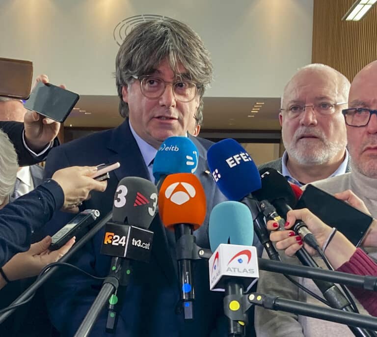 El Supremo confirma que aplicará la malversación más dura contra Puigdemont