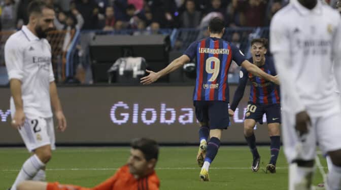 El Barça se lleva la Supercopa ante un Real Madrid desconocido