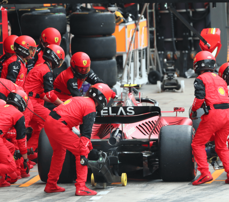 Santander, Ferrari y FOM, una alianza a toda velocidad hacia un futuro más verde