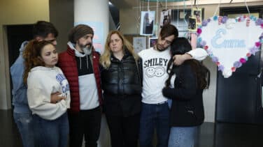 La familia de la niña de 12 años muerta por peritonitis prepara una querella penal