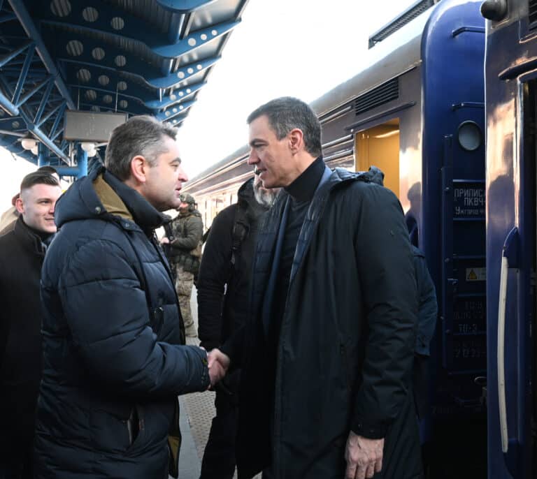 Pedro Sánchez visita Kiev en la víspera del primer aniversario del inicio de la guerra