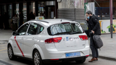 Un taxista recibe una brutal paliza en Sevilla por decirle a un cliente que el vehículo ya estaba ocupado