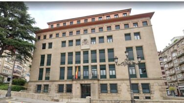 La Audiencia de Ourense rebaja 6 meses la condena de un hombre que abusó sexualmente de la hija de su pareja