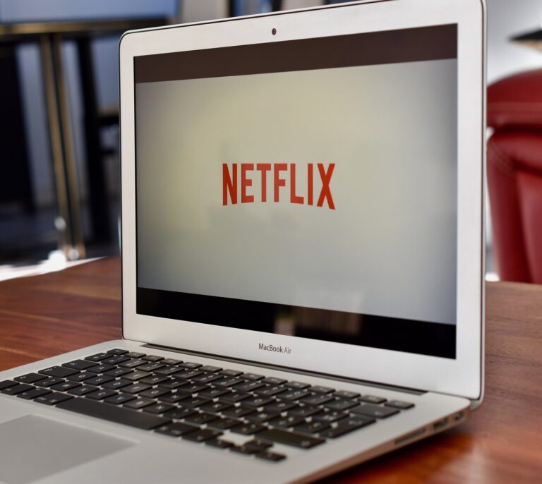 Netflix bloqueará las cuentas compartidas que no se conecten desde el WiFi del mismo hogar pasados 31 días