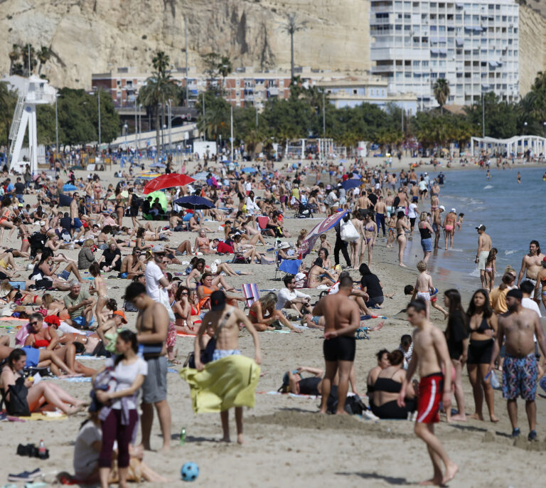 Las vacaciones de verano se salvan del efecto en los bolsillos de la inflación y la subida de tipos