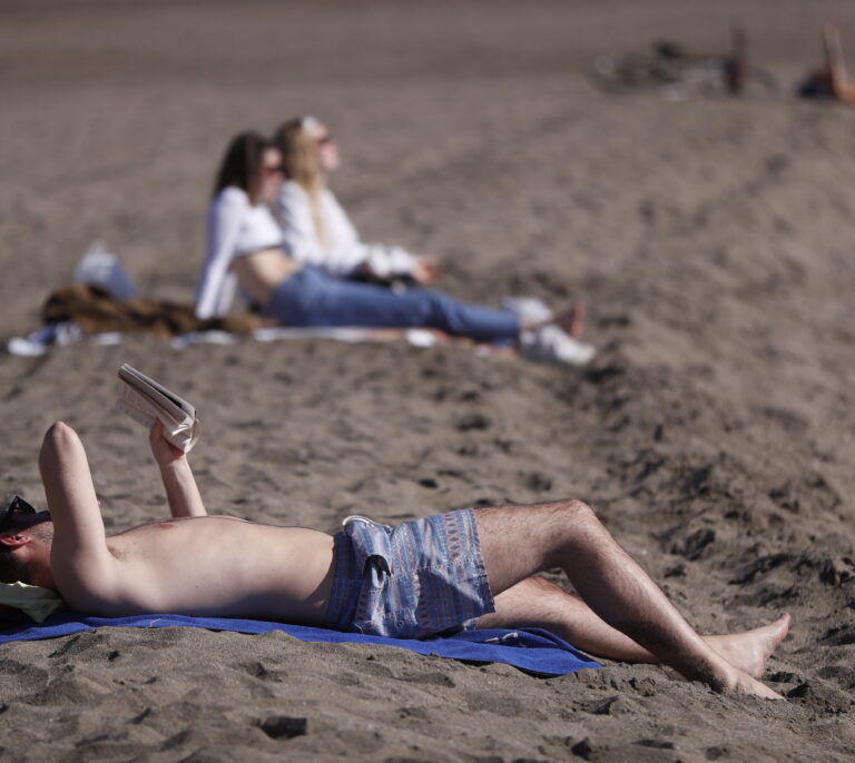 A la playa en marzo: varias provincias rozarán los 30ºC este fin de semana