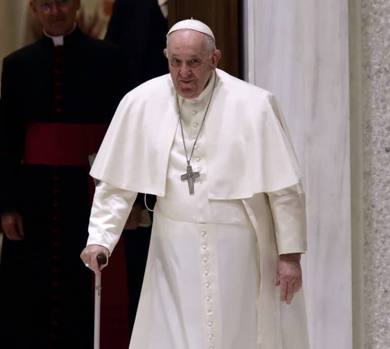 El Papa ingresa en el hospital Gemelli de Roma por una infección respiratoria