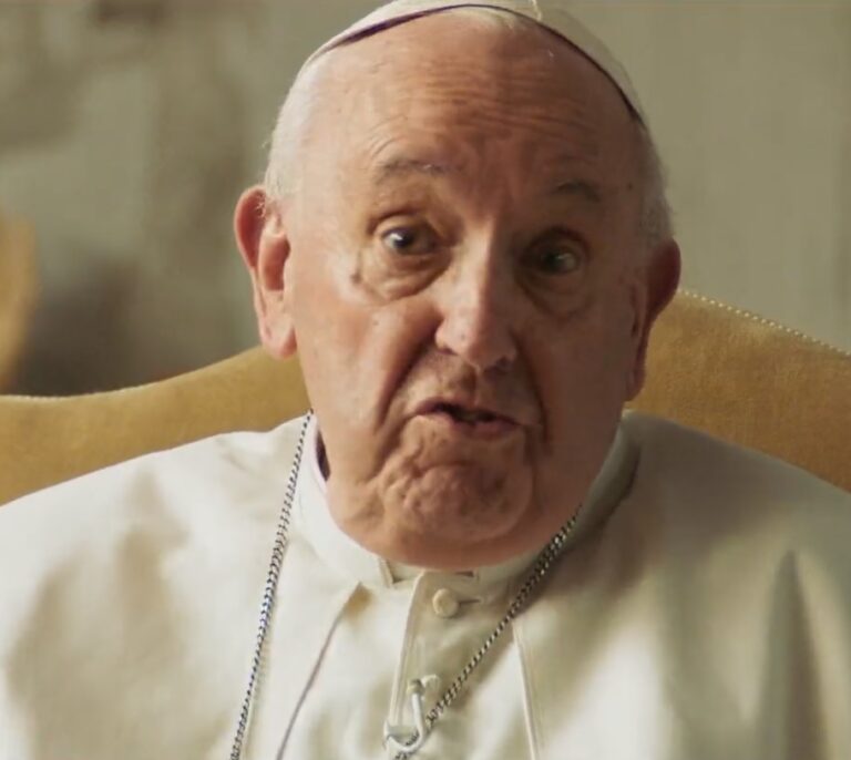 El Papa Francisco, en su nuevo documental de Disney+: "Expresarse sexualmente es una riqueza"