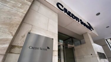 La sangría en Credit Suisse continúa y pierde el 40% del patrimonio en España desde su colapso