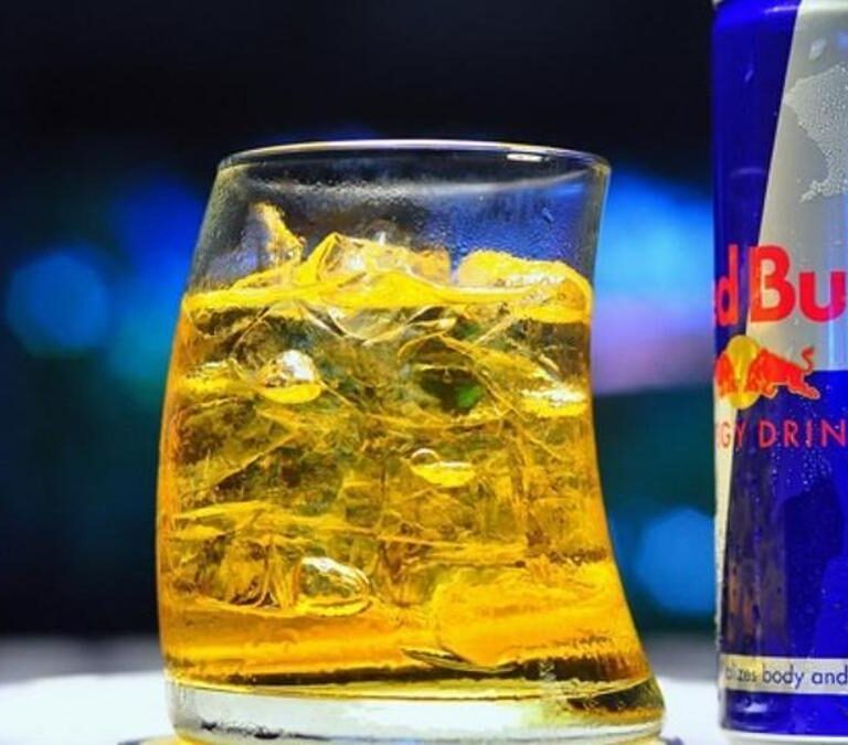 Bruselas inspecciona a la empresa de bebidas energéticas Red Bull por si viola las normas antimonopolio