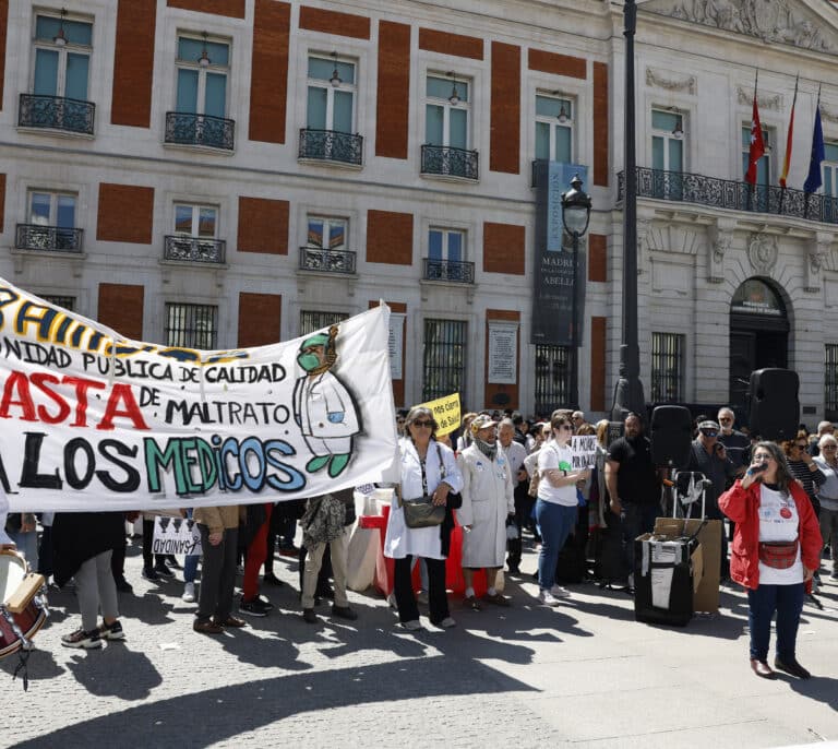 Los médicos de Madrid harán huelga para acabar con los contratos temporales