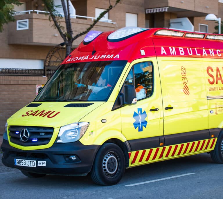 Una mujer de 28 años da a luz  en en el interior de un coche en Valencia