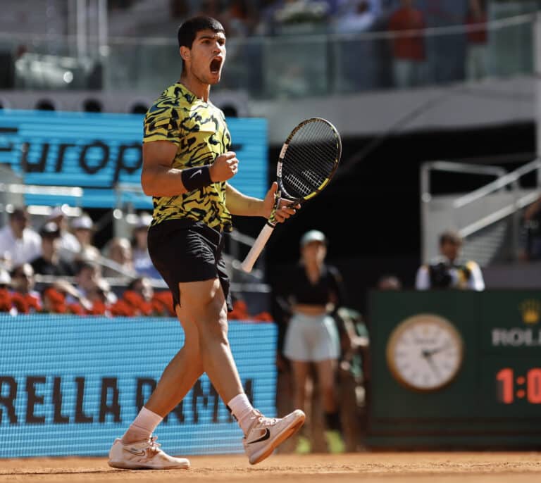 Alcaraz no deja lugar a la sorpresa y se clasifica para la final del Mutua Madrid Open