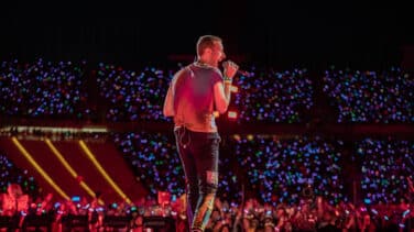 Coldplay dedica su primer concierto en Barcelona a Tina Turner