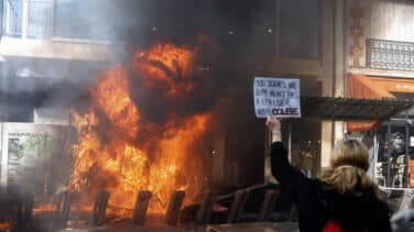 Francia celebra el Primero de Mayo más conflictivo entre protestas contra la política de Macron