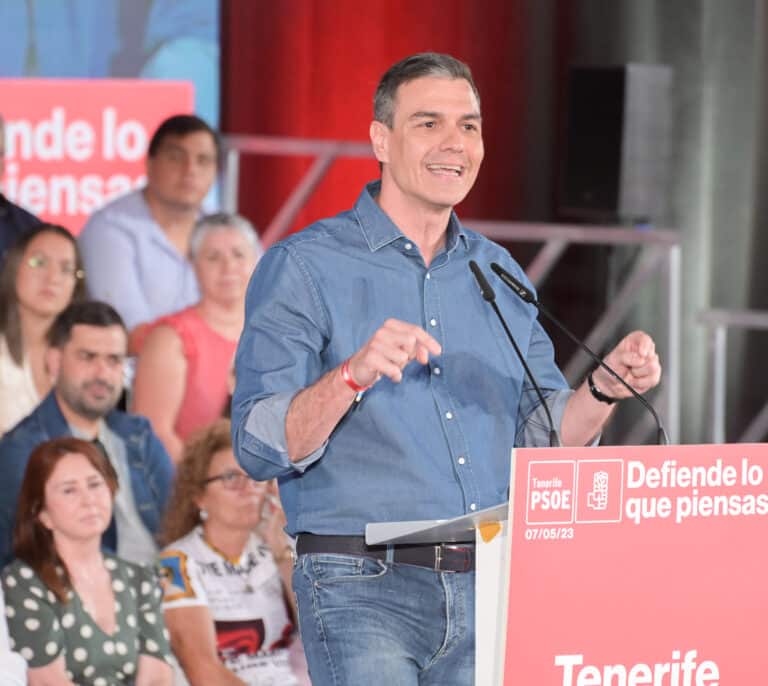 Pedro Sánchez y el tren de la fantasía