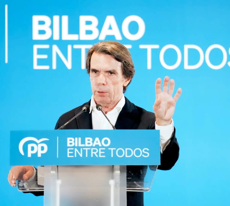 Aznar advierte de que el próximo pago de Sánchez a Bildu será "una suelta general de presos"
