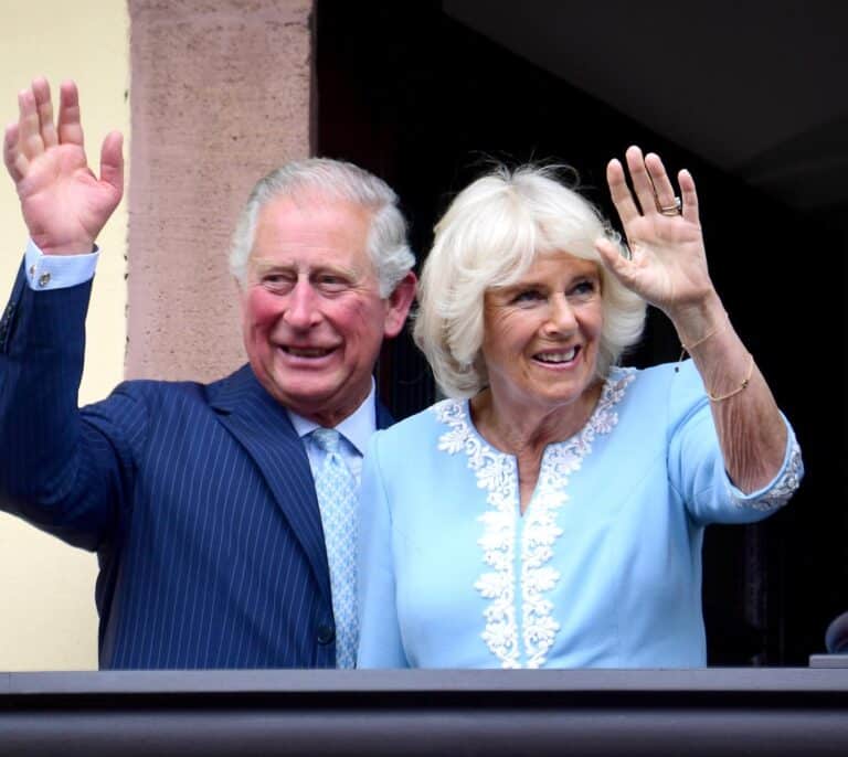 Reyes y príncipes de todo el mundo llegan a Londres para la primera fiesta de la coronación