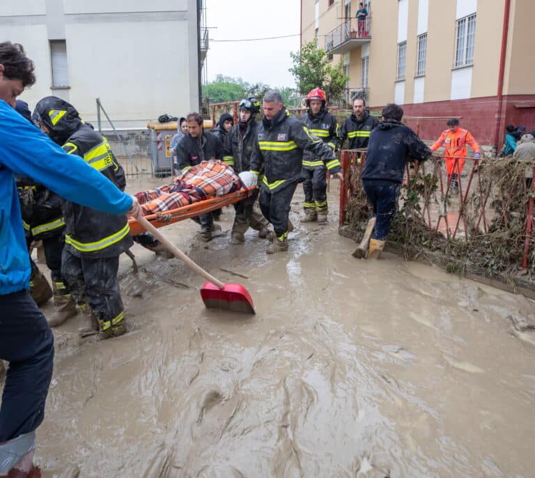 Las inundaciones en Italia dejan 14 muertos y 20.000 evacuados