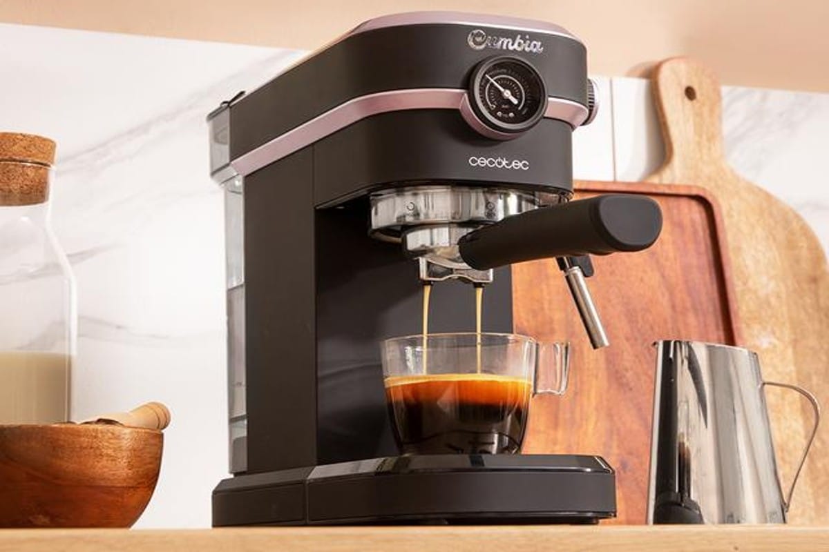 Cecotec lanza nuevas cafeteras espresso - Noticias de Electro en Alimarket