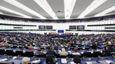 El Parlamento Europeo aprueba la primera normativa de IA para regular el Chat GPT