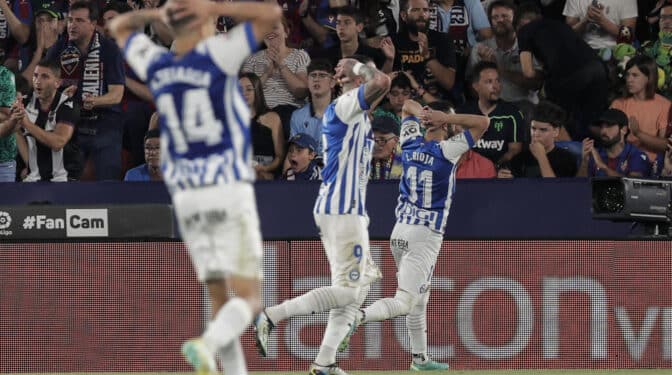 El Alavés, nuevo equipo de Primera tras un agónico final de playoff ante el Levante