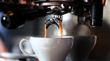 ¿Hace efecto el café de por la mañana o es placebo?