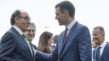 Iberdrola, Repsol y Petronor piden explicaciones a Sánchez sobre la gestión vasca del impuesto a las energéticas