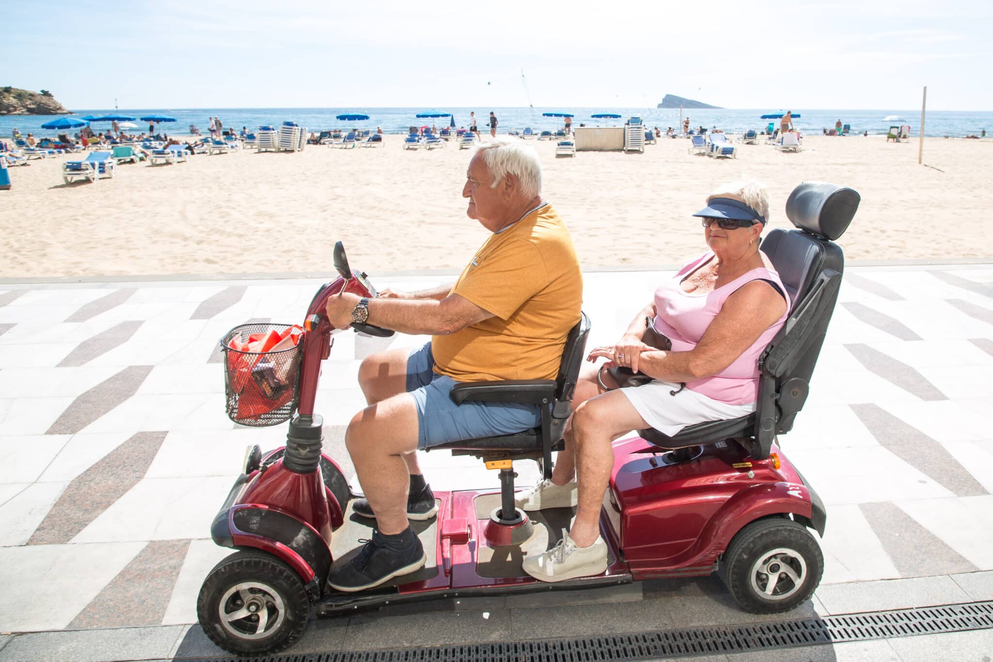 8 plazas de turismo eléctrico Carro de la playa para el turista