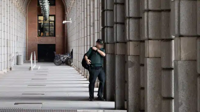 Audio | Un guardia civil, a los vigilantes de Seguridad de Nuevos Ministerios: “Los más débiles sois vosotros”