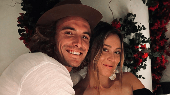 Paula Badosa confirma su relación con Tsitsipas y Juan Betancourt ejerce de despechado