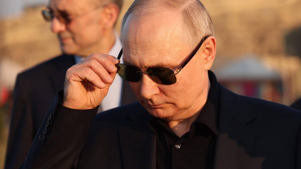 Vladimir Putin, líder ruso, tras las sanciones de la Comisión Europeo para los coches y bienes personales rusos
