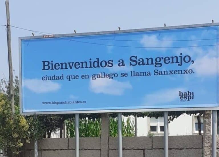 "Se llama Sangenjo, no Sanxenxo", ¿quién está detrás de los polémicos carteles que están apareciendo en Galicia?