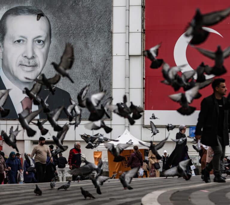 Erdogan sucede a Erdogan