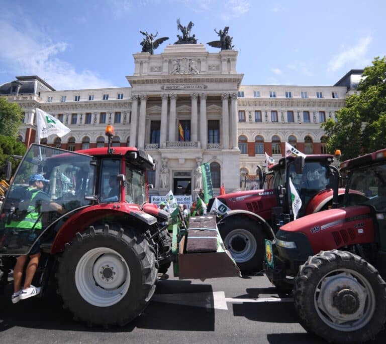 Huelga de agricultores: la multa a la que se exponen los tractoristas por cortar carreteras