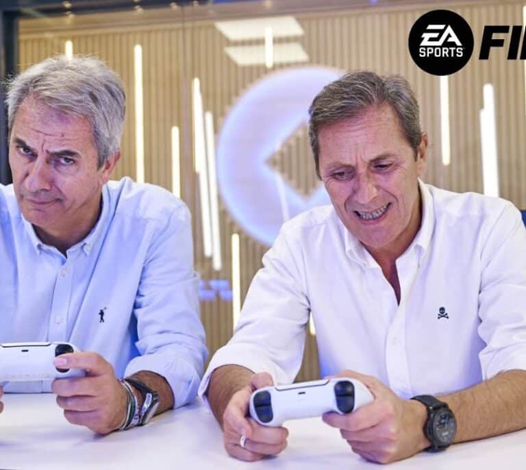 Manolo Lama y Paco González dejarán de ser la voz del videojuego de fútbol de EA Sports después de 25 años