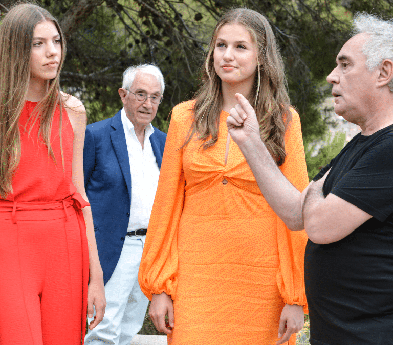 La princesa Leonor reaparece junto a su hermana antes de empezar su formación militar