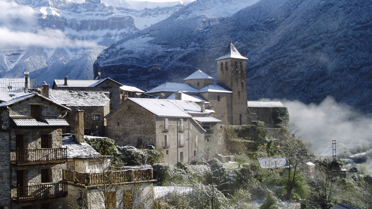 Las vistas de Torla, que es uno de los pueblos más frescos de España