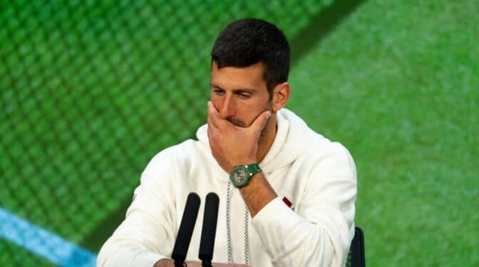 El padre de Djokovic quiere que se retire en 2024