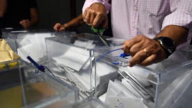 Comienza en Madrid el recuento del voto CERA para el Senado: el resultado oficial podría demorarse hasta el domingo