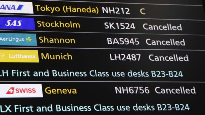 Screen with canceled flights to Heathrow (London).