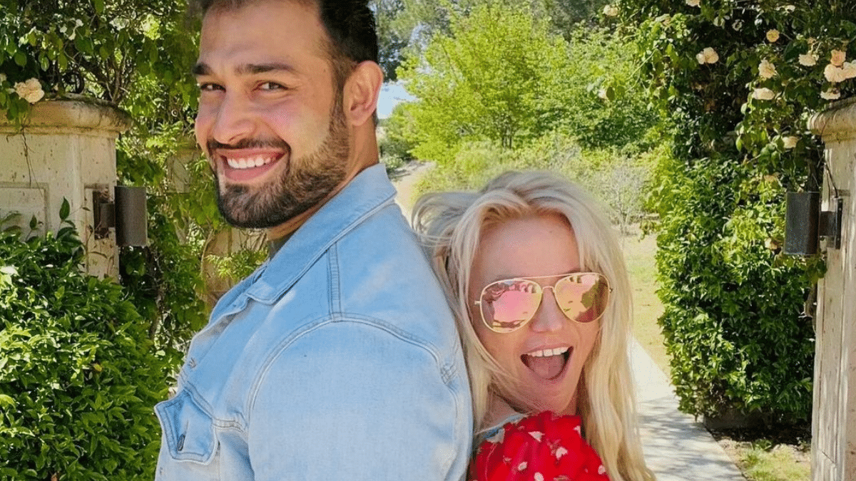 El marido de Britney solicita el divorcio en medio de rumores de infidelidad de la cantante