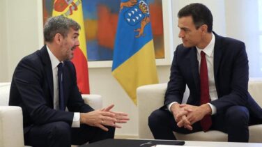 CC se plantea la abstención en la investidura de Sánchez y no le libera del sí de Puigdemont