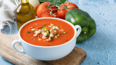 Historia y origen del gazpacho: de comida de los campesinos a la mesa de todos los españoles