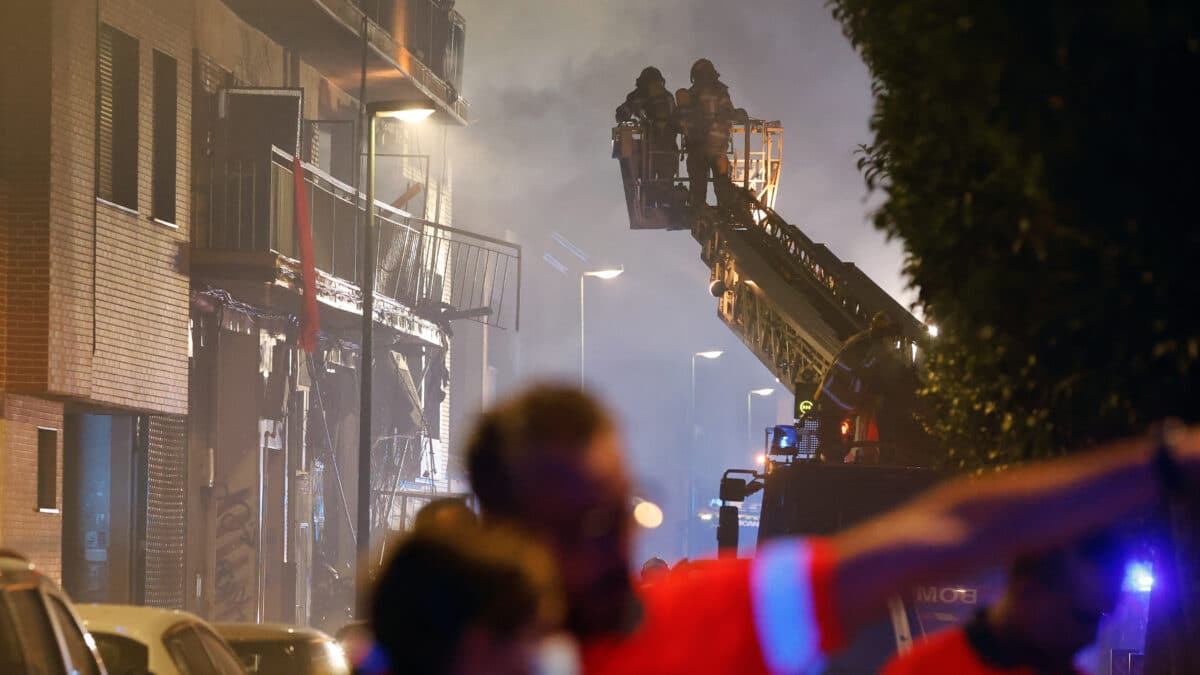 Al menos una mujer fallecida y diez intoxicados por la explosión de gas en un edificio de la calle Goya de Valladolid