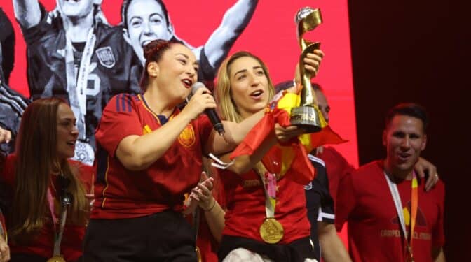 Los mejores momentos de la fiesta de la Selección en Madrid