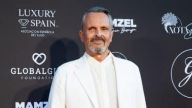 Miguel Bosé confirma que 10 encapuchados lo asaltaron en su casa de México